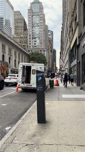 Walking in Manhattan, New York — New York City 4K