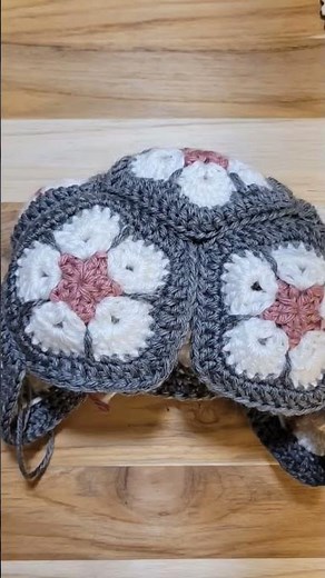 in progress, crochet Hippo/African flower motif