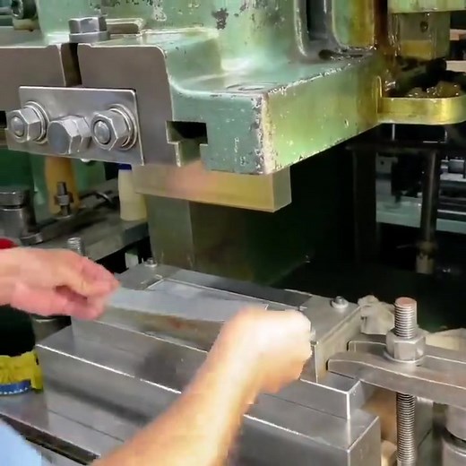 How to Use a Punching Machine for Metal Spare Parts