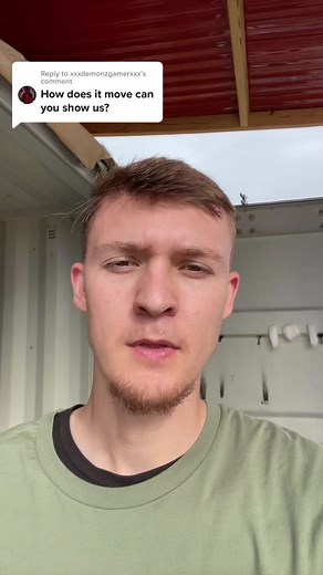 How Dinosaur Puppets Work | Inside Look at the Mechanics