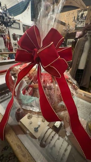 Blue Willow Exchange on Reels