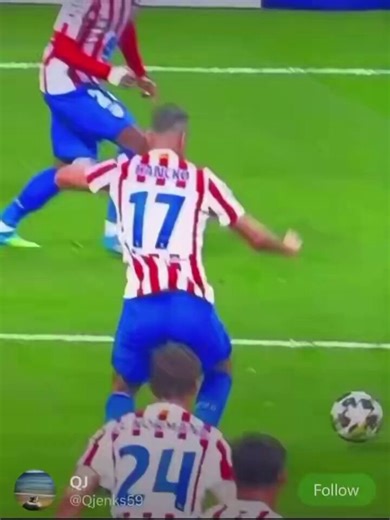 Watch this video then tell me why this should be a penalty to Arsenal 👀❌ The defender clearly doesn’t touch Eze🏃 Eze runs into the Atletico defender🤿 Eze then dives❌ 100% not a penalty