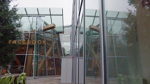 30K views · 979 reactions | "If you want people to build things that don't exist and that are innovative, you have to give them the opportunity and the room to fail, to make mistakes. Because that's the only way we can truly innovate and make things better." — Tory H., Product Design Manager | Design at Meta | Facebook