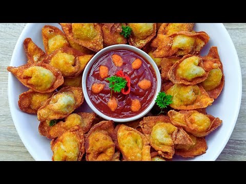 Best Shrimp Wontons with a Spicy Dipping Sauce