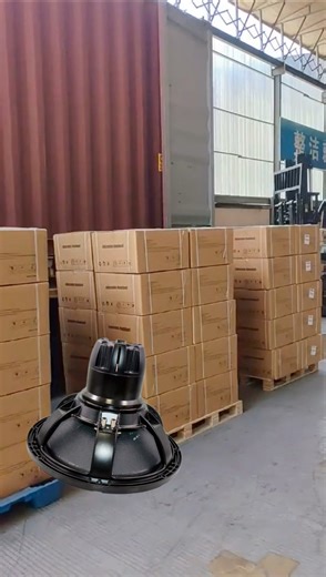 71K views · 1.4K reactions | Speakers were send to my customer today #audiosystem #linearraysound #professionalaudio #acoustics #speaker #stageaudio #linearrayspeaker #audionaestrada #audio #soundcraft #sound_system #pasystem #paspeaker #prosound #livesound #loudspeaker #woofer #livesound #activelinearray #paoftheday #linearraysystem #audioengineer #prosonido #sounddesigner #audioproduction #sonido #sonidos #sonidoprofesional #proaudio #soundsystem #caraudio | Jack Mo | Facebook