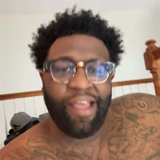 Bloody Jay B.k.a King Bloody on Instagram: "Get out your feelings don’t let other people dictate your actions know who you are bosses don’t make emotional decisions 🛑 and 🤔 #IWASTHERE 🦅🦅🦅🦅🦅"