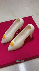 Shoes made from fruit? So creative! Which pair is your pick? #creative #shortvideo #fruit #shoes | iChongqing