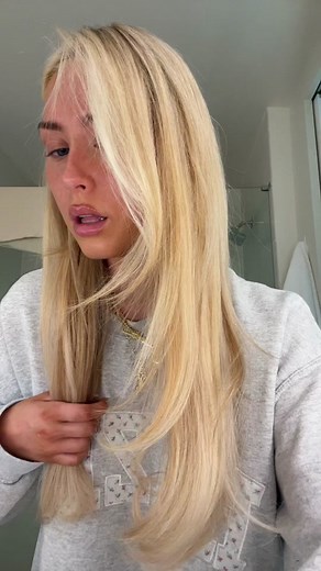 I always come back to this tool its just so easy. $10, done in 5 min,& linked in my storefront #easyblowout #blowoututorial