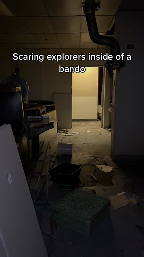 #screammovie | scaring people in abandoned