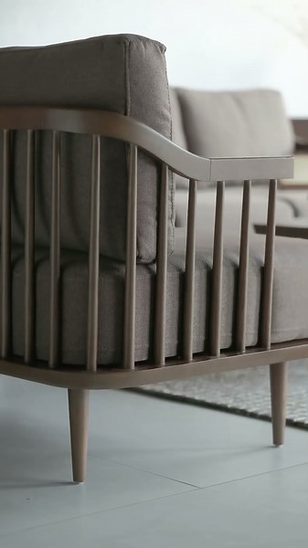 With a foundation in mid-century aesthetics and a focus on modern craftsmanship
