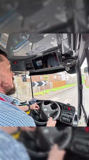 🚍 Bus Driver Matt Gives Advice to Car Drivers