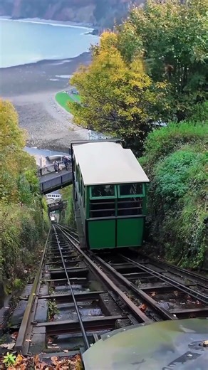 This Train Uses Water Instead of Fuel 💧🚠