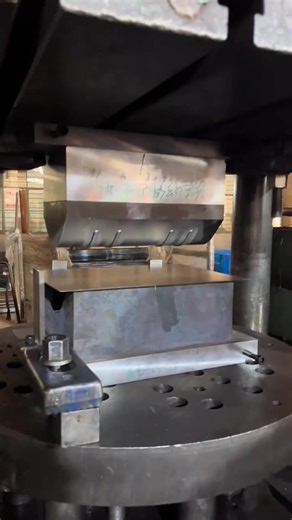 Stamping hardware factory,Support all kinds of hardware customization #metals #aluminum #precisionmould #export #hardwarestamping#factory #fyp #hardware#springfactory #metalfabrication #mold #Hardwareproducts