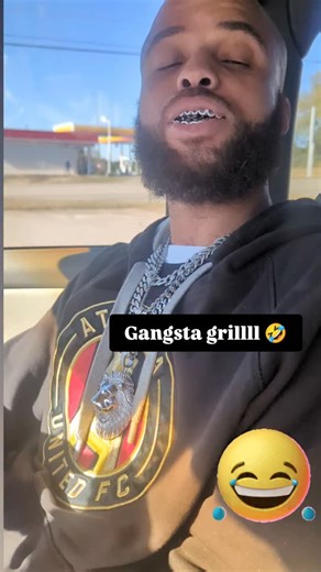 joseph holliday on Instagram: "#viral #worldstar #bestoftheday #viralvideos #love #blogger #grill #grill #gangstagrillz #funnyclips #workout #omg"