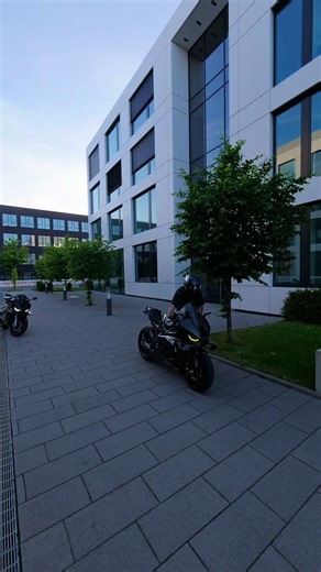 ️ (@melihs1rr)’s video of moto bmw s1000rr