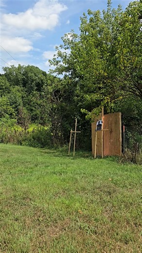 Iwa International 37mm chalk round.