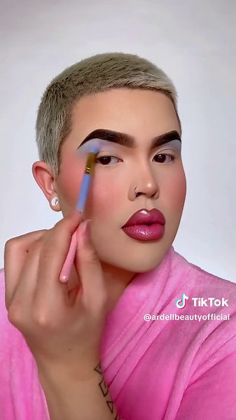 Barbie Seamless Halloween Makeup Tutorial