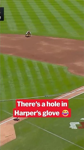 Bryce Harper actually had a hole in his glove 😲