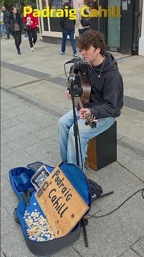 Real Good,Padraig Cahills stunning busking performance of Piano Man on Grafton Street