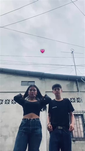 @ʟᴇɪ ꜱᴏʟɪꜱ 🐰🖤 💗