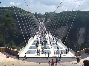 Chinese glass bridge, world's longest, closes