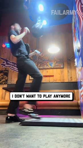 The confidence is unmatched 😭 #fail #funny #prank #viralfail #funnyclips #crashout | FailArmy