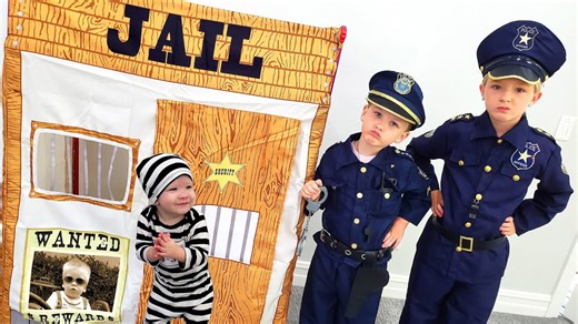 Girl Cops and The Donut Thief!