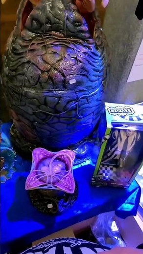 Lifesize Alien Ei mit Facehugger von Neca 96cm groß. #neca #alien #flohmarkt #20thcenturystudios