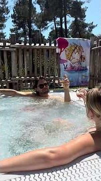 Ce mobil-home a même son jacuzzi privé 😳🫧