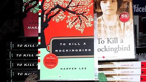 Inspiring tribute for “To Kill A Mockingbird” author Harper Lee | Katie Couric