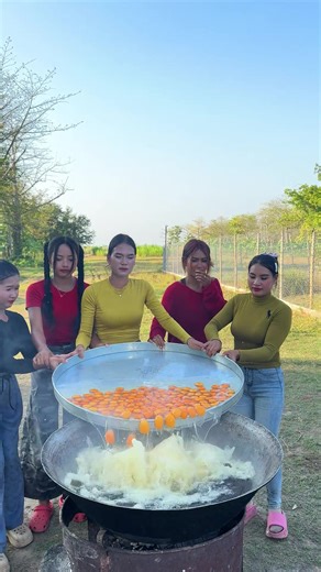 Cooking deepp fried eggg recipe | Fried Egg Recipe