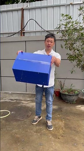 Corrugated Plastic Boxes - Waterproof and Moisture Resistant