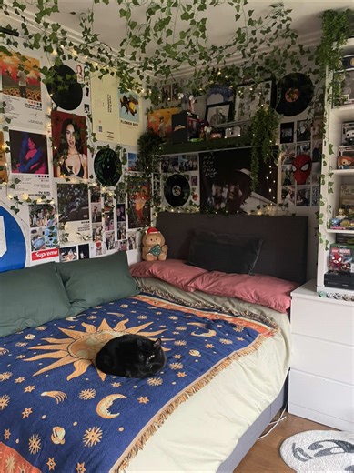 Creative Room Inspiration for Nerds