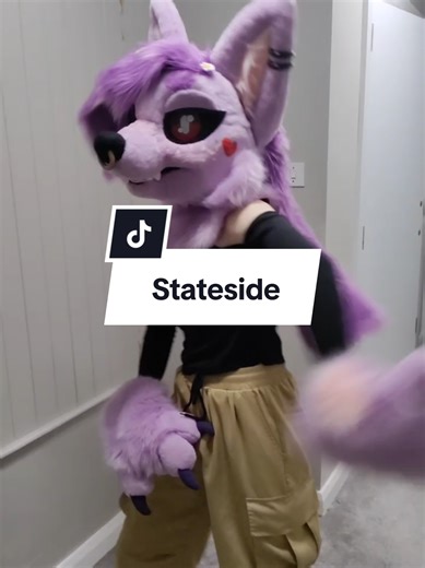 This dance was so hard in fursuit what the helly... enjoy my struggling #fursuit #furrydance #cutefurry #furry #furryfandom