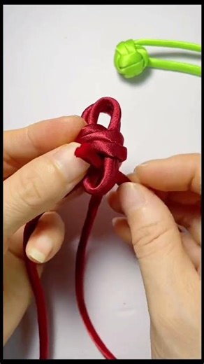 Diamond knotting method
