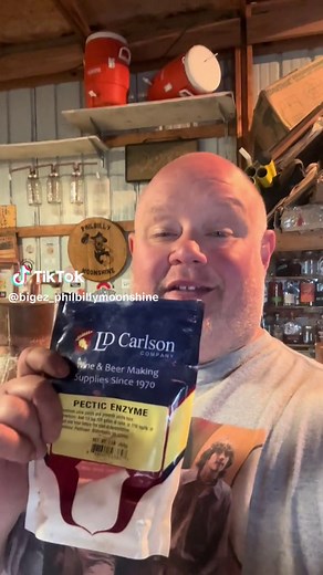 How I use my pectic enzyme on fruit when making #brandy #apples #bigeaze #shinetok #onthisday #philbillymoonshine #streaming #you #me #new #stilltalknpodcast #new #moonshine