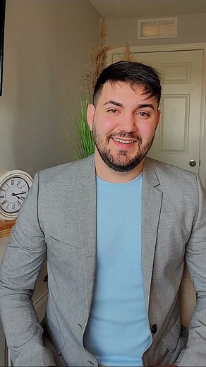 💥Volumen #2- ¿Cómo construir un buen Crédito? Factores que influyen en tu puntuación crediticia💥 En mi próximo video estaré hablando sobre el porciento de utilización en las targetas de crédito. ¿Por qué influye tanto en su puntuación? ¿Cómo funcionan las tarjetas de crédito y sus intereses? Para que puedan entender la mejor manera de usarlas. No te lo pierdas porque va a tener información valiosísima🔥🔥 No te olvides de comentar si tienes alguna duda sobre este video. Los leo 👀