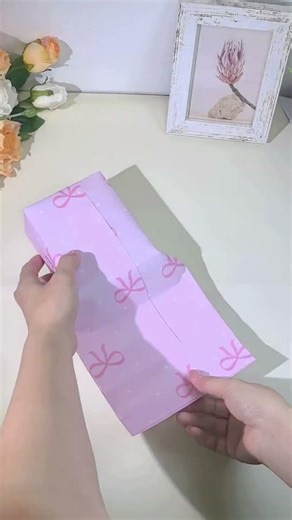 How to quick wrap a gift box | Gift wrapping 👏 #giftwrap #birthdaygift #giftideas #howto