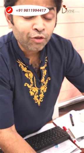 𝐇𝐨𝐰 𝐭𝐨 𝐏𝐞𝐫𝐟𝐨𝐫𝐦 𝐂𝐡𝐢𝐧 𝐄𝐧𝐡𝐚𝐧𝐜𝐞𝐦𝐞𝐧𝐭 𝐰𝐢𝐭𝐡 𝐅𝐢𝐥𝐥𝐞𝐫: 𝐄𝐱𝐩𝐥𝐚𝐢𝐧𝐞𝐝 𝐛𝐲 𝐃𝐫 𝐀𝐦𝐢𝐭✨ Want a sharper chin in minutes? Chin filler at Divine Aesthetics uses premium Voluma to bring the chin forward, increase vertical height or enhance both angles at once. Dr Amit Gupta shapes the chin at 45°, creates defined male square chins, or refines feminine V-shaped looks.🥰 Zero downtime, instant contour, long-lasting definition. Perfect for anyone wanting a balanced, att