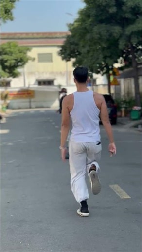 Good strategy | MUSCLE MAN | #namphuong #muscleman #funny #shorts #hero #kindness