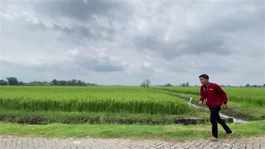 eh eh ketinggalan🫵#kkmdesamentoro #fyp #kkn2026 #kkm #kkn