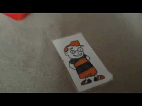 Leo breaks Annie’s laptop grounded