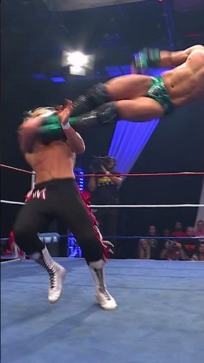 Damian Fenrir CONNECTS with Alex Taylor!