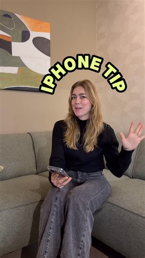 Veerle Davero - iPhone tips on Instagram: "Volg @daveromaastricht voor iPhone tips 🤍 ✨ Wil jij een cleaner beginscherm op je iPhone? Storen die app-titels onder je iconen je ook? Met deze instelling maak je je beginscherm rustiger én strakker 👌 Zo doe je dit 👇 1. Houd je beginscherm ingedrukt 2. Tik op Wijzig 3. Kies Pas aan 4. In het pop-up scherm zie je rechtsboven twee vierkantjes 5. Tik op het grote vierkant 👉 De titels van je apps verdwijnen en je app-iconen worden groter. Resultaat: ee