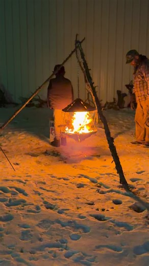 For the first time I’ve developed a completely flat pack design. Find yourself a few sticks for the connector piece at the top and put your fire pit together. #solidfirepits #firepit #collapsiblefirepit #modularfirepit #shumakedesigns | Solid Fire Pits