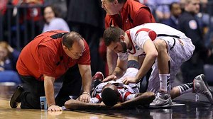 CBS halts replays of Kevin Ware's compound fracture