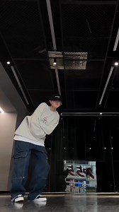 535 reactions · 29 shares | 已经这样走了好几天了 #Toobad舞蹈挑战 #权志龙 #badlee #dance #fyp | 陈图子 | Facebook