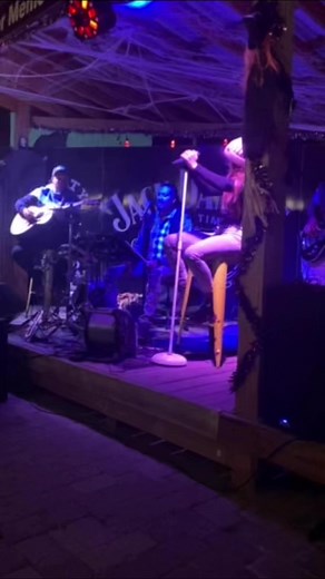 What a good time we had last night! SCRATCH 2020 Acoustic. Jamah Terry Music came to hang but we put him to work instead!! If you’ve never seen him before…go check him out he’s CRAZY good and an even cooler person! We had such a BLAST playing with you! JJ will be back today yay!! | Scratch 2020