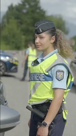 Un grand bravo aux 6 100 #gendarmes engagés en #HauteSavoie pour le sommet du #G7 👏 🇫🇷 #gendarmerie