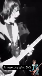 MissMissyPhillly🎼🎹🎸 on Instagram: "In memory of John Warren Geils Jr. (/ɡaɪlz/) (February 20, 1946 – April 11, 2017), known professionally as J. Geils or Jay Geils, was an American guitarist. He was known as the leader of the J. Geils Band. “Lookin’ for a Love” is a song written by #JWAlexander and #ZeldaSamuels and was the debut hit of the family group the #Valentinos which featured Bobby Womack. The song was a hit for the Valentinos, climbing to number eight on the R&B chart and crossing ov